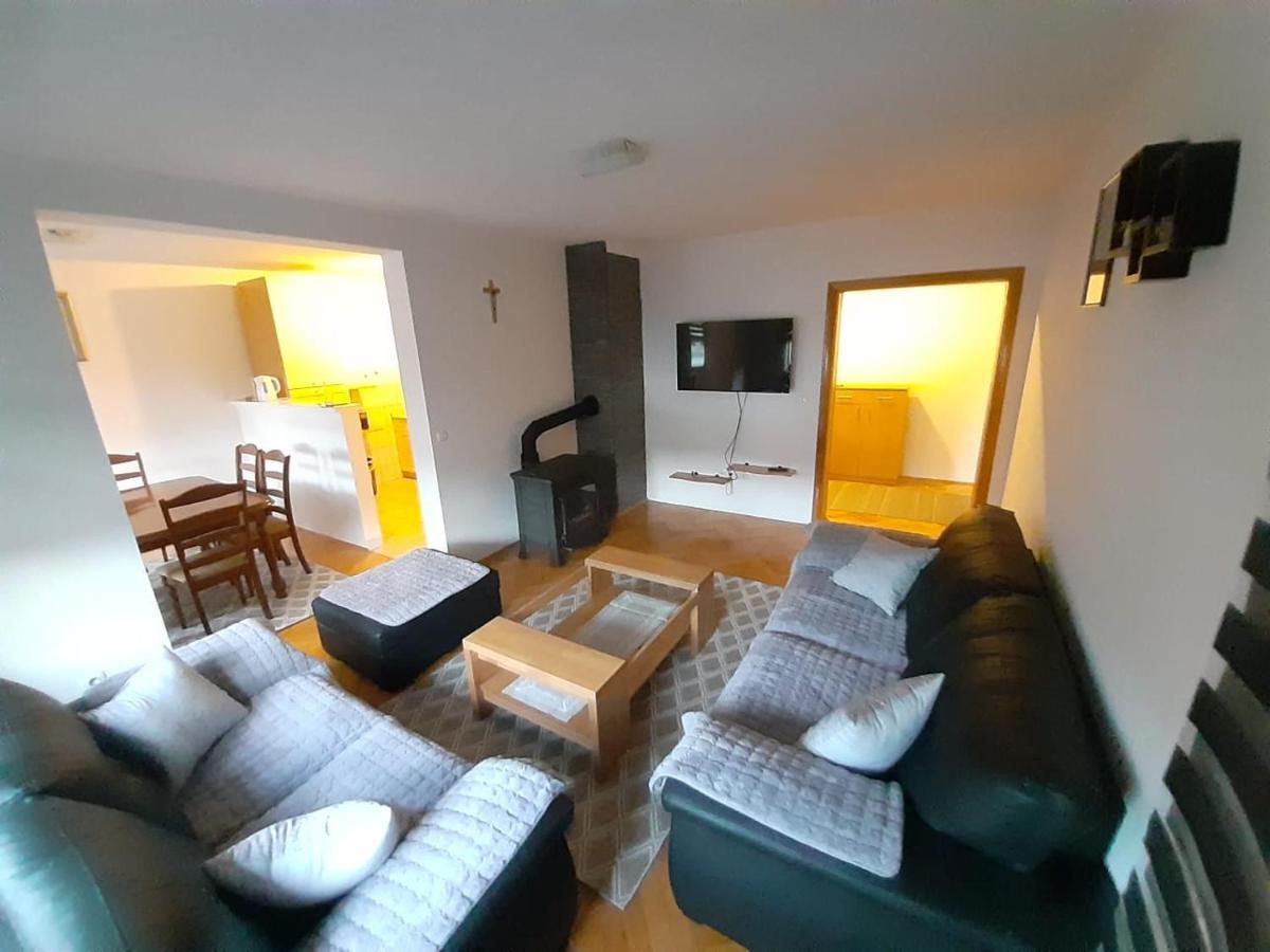 ליבנו Apartment Pero מראה חיצוני תמונה